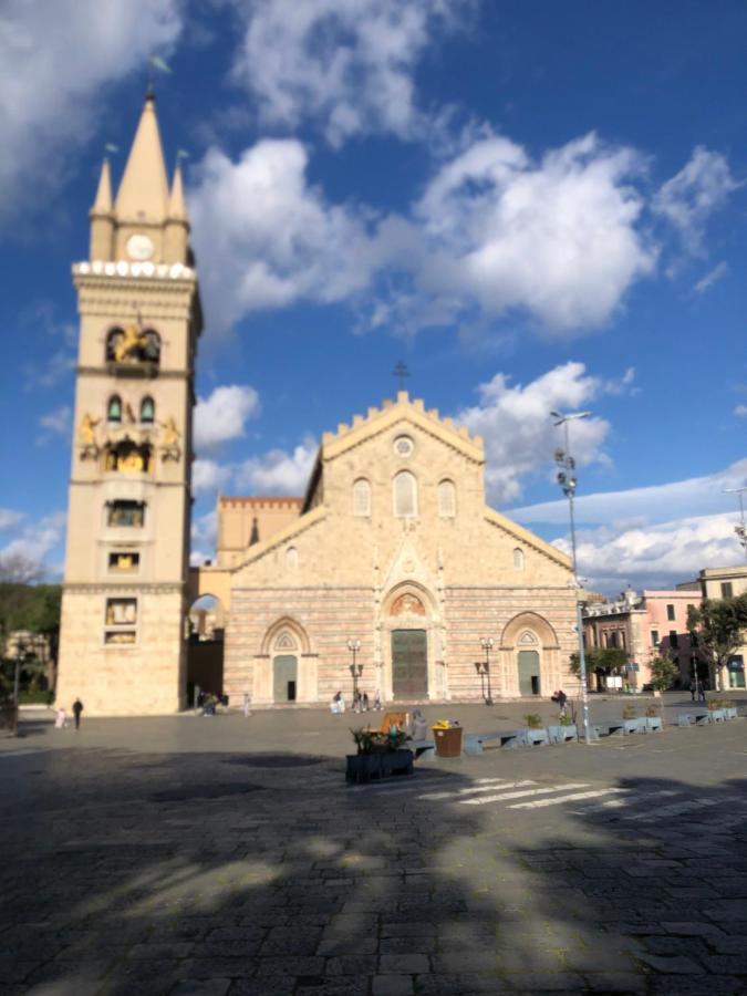 Maison Al Duomo Messina Exteriör bild