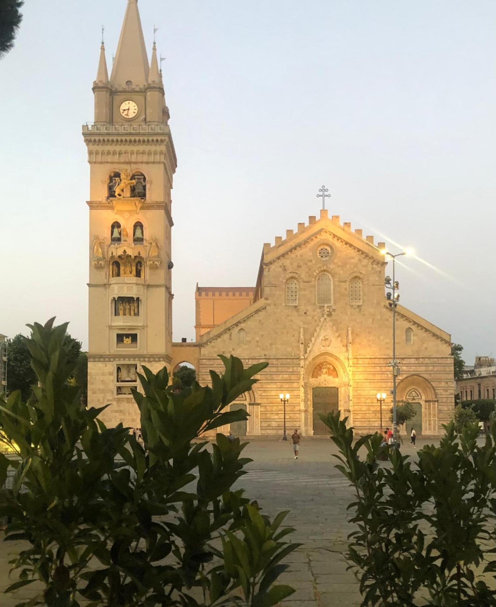 Maison Al Duomo Messina Exteriör bild